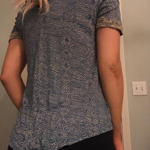 Off the shoulder Lucky top - Picture 2 of 2